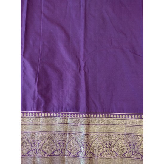 Semi pattu