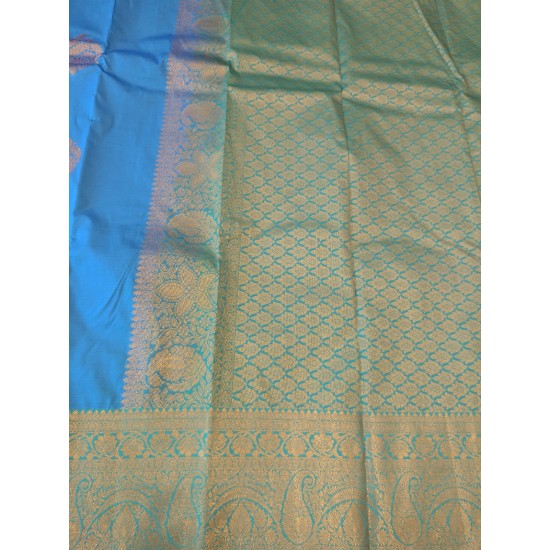 Semi pattu