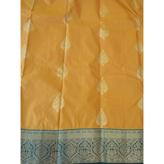 Semi pattu