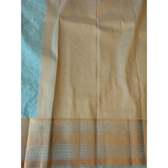 Semi pattu