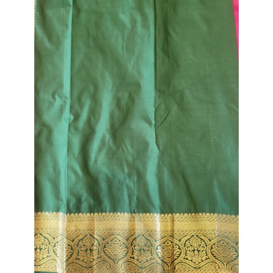 Semi pattu