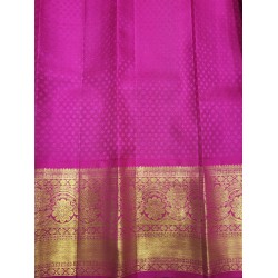 Pattu Pavada
